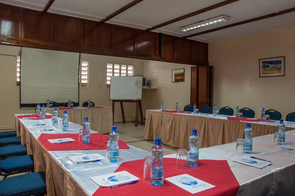 Blue Hut Hotel Nairobi Exterior foto