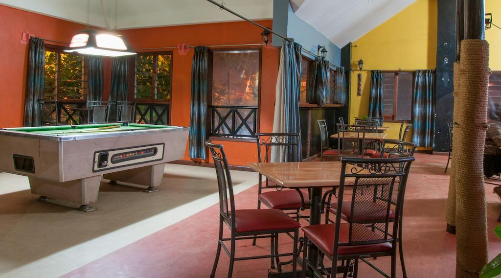 Blue Hut Hotel Nairobi Exterior foto